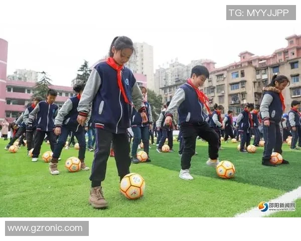 扬帆起航足球梦想校园之旅助力青少年成长与发展